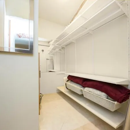 Andrea Centro アパート ジェノヴァ