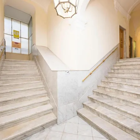 Apartment Andrea Porto Antico Centro Storico Caricamento San Luca